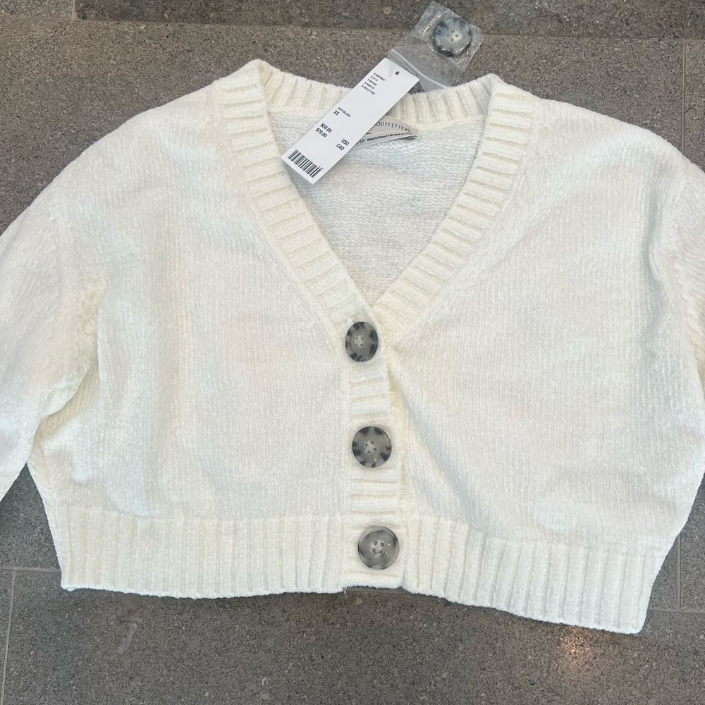 Urban Outfitters BNWT Sweater XS Super Soft Great Condition Non Smoking XS - Picture 11 of 11